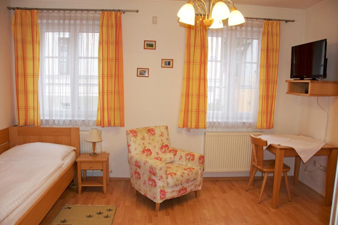 Privatzimmer Familie Schwarz Відень Номер фото